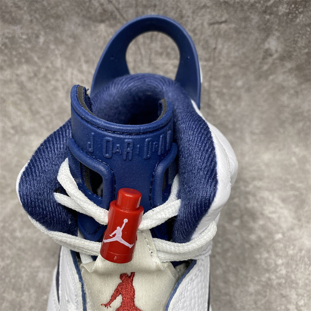 UA AIR JORDAN 6 RETRO