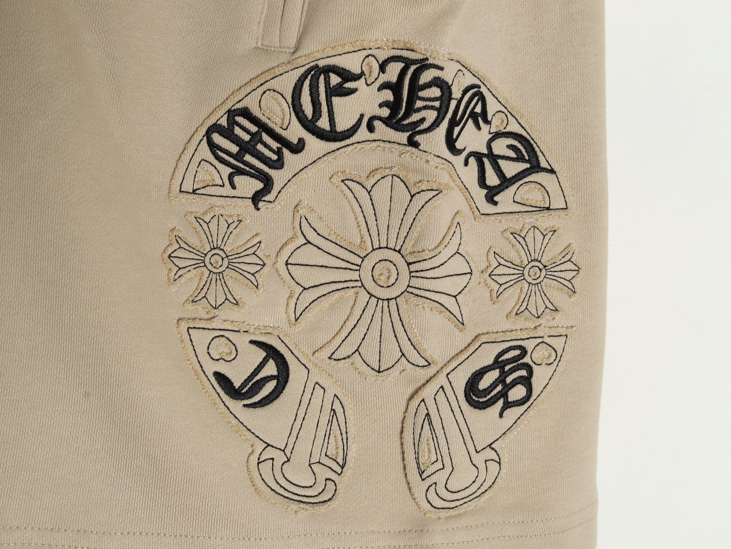 Ch**me He**ts 24ss shorts