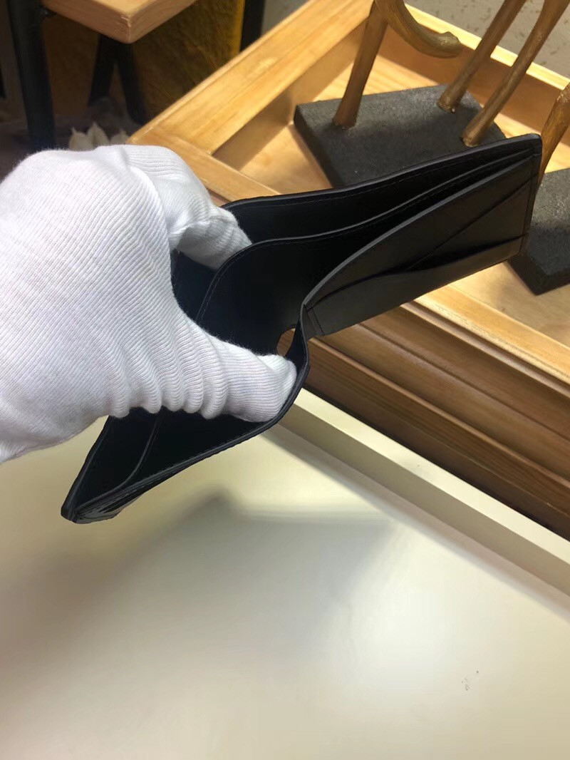 LV PORTAFOGLIO MULTIPLE M62901