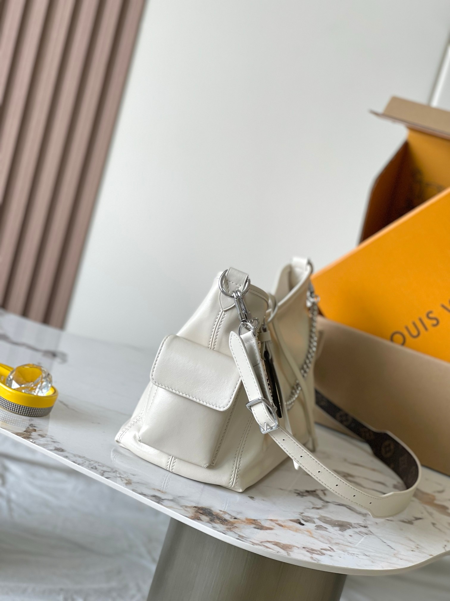 LV CarryAll Cargo Vibe PM M12919 33.5x23x15cm