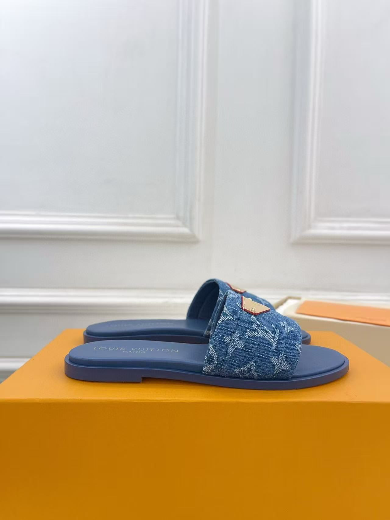 UA LV Lily Flat Mule