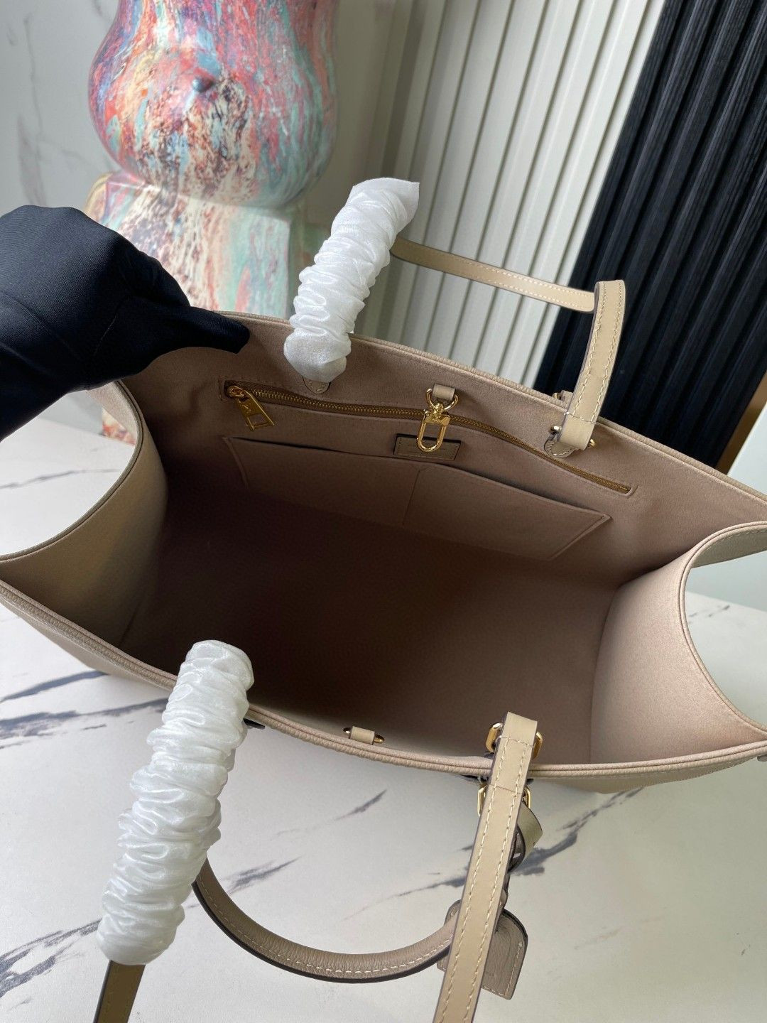 LV OnTheGo GM M44926 16.1 x 13.4 x 7.5inches