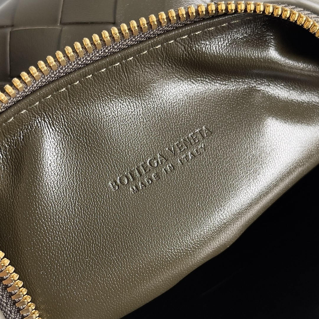 bo*te*ga Ve*ne*ta mini wallace 22x13x9cm