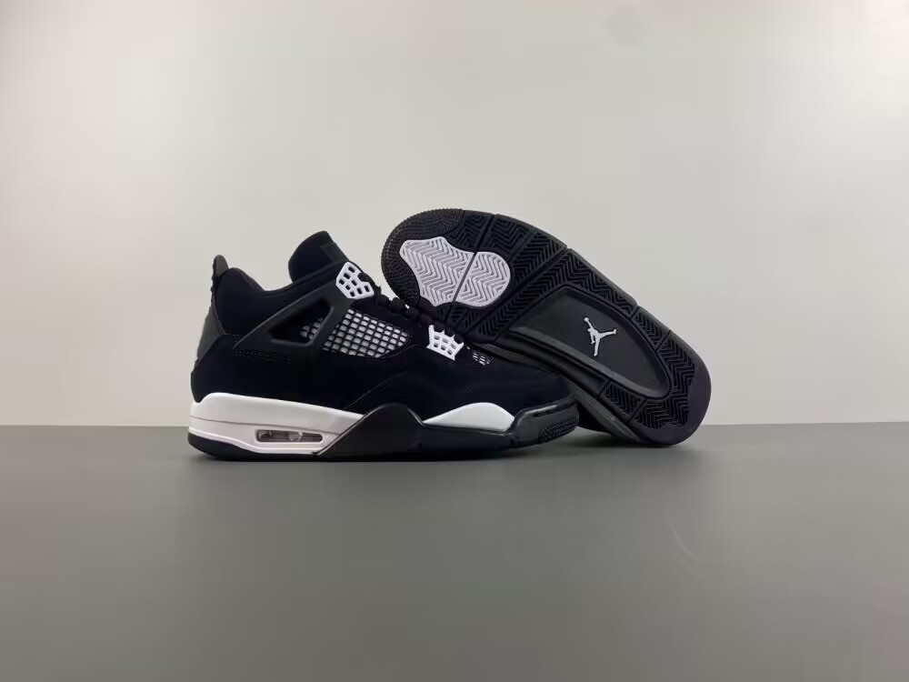 UA Air Jordan 4 Retro White Thunder