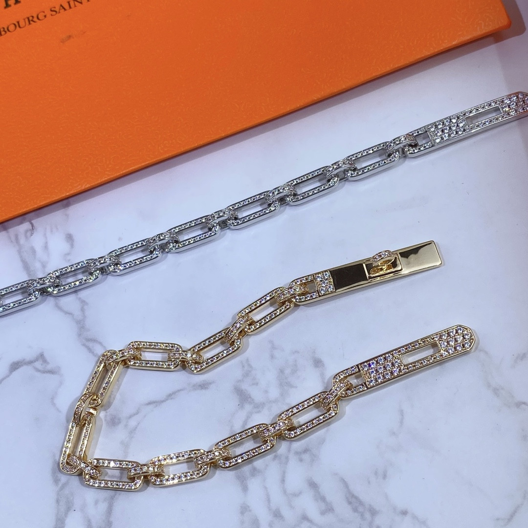 hermès fully Di*m*nd-encrusted kelly bracelet