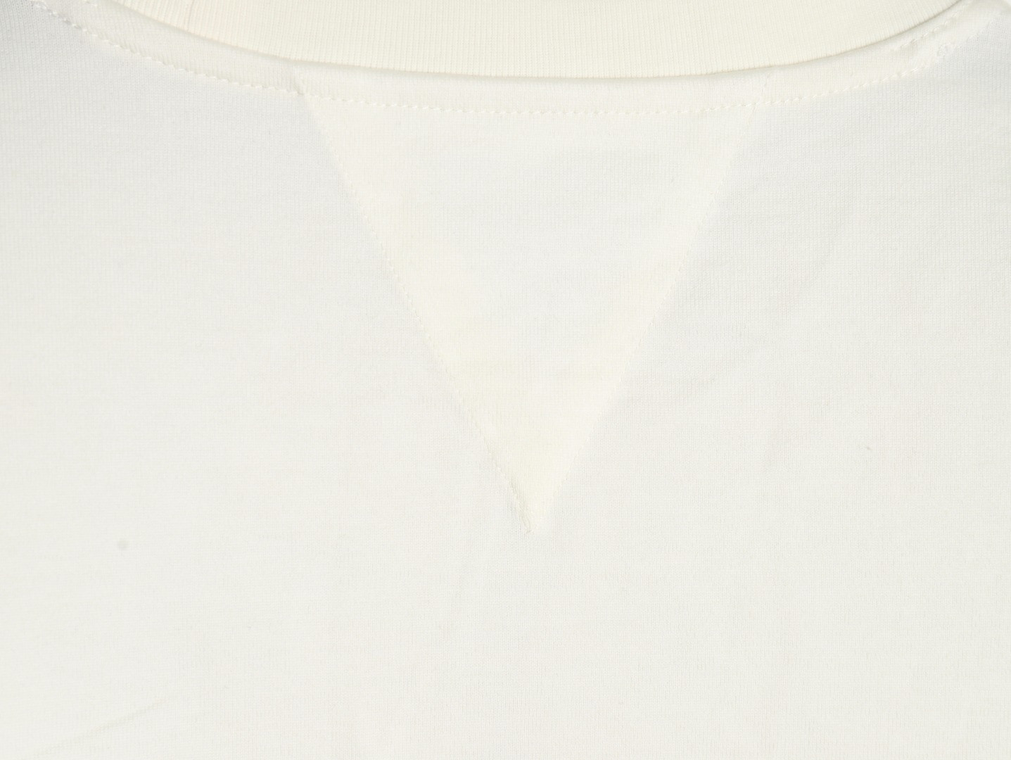 bo*te*ga Ve*ne*ta bv 25ss short-sleeved t-shirt