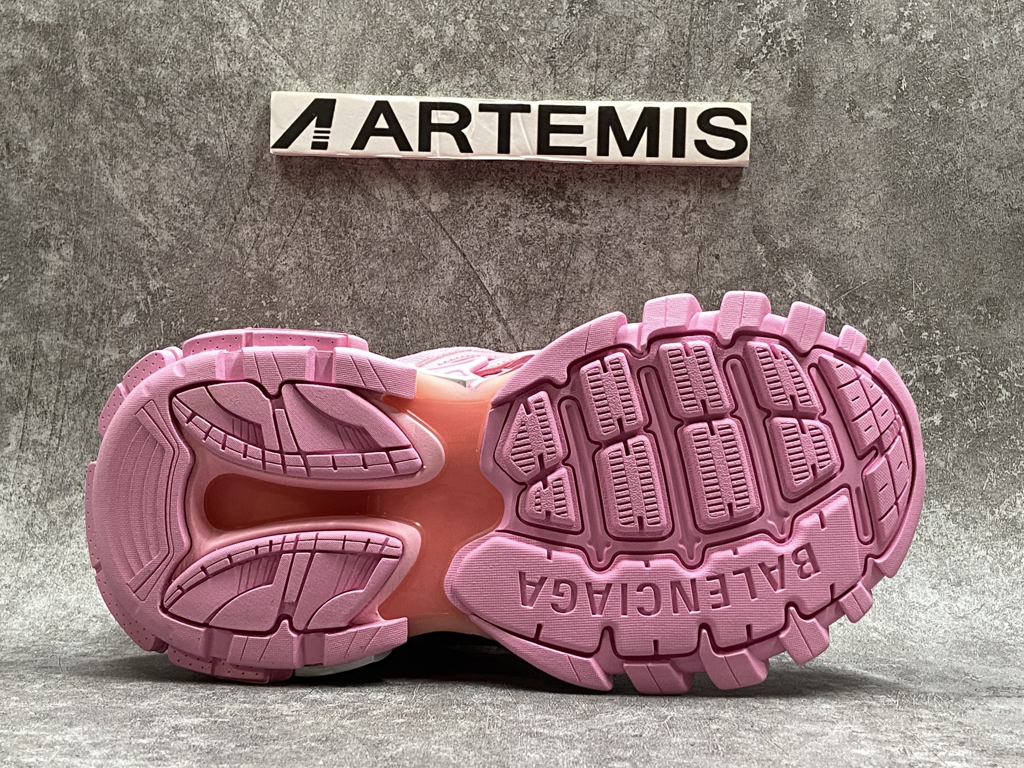 Balenciga Track Trainer Pink