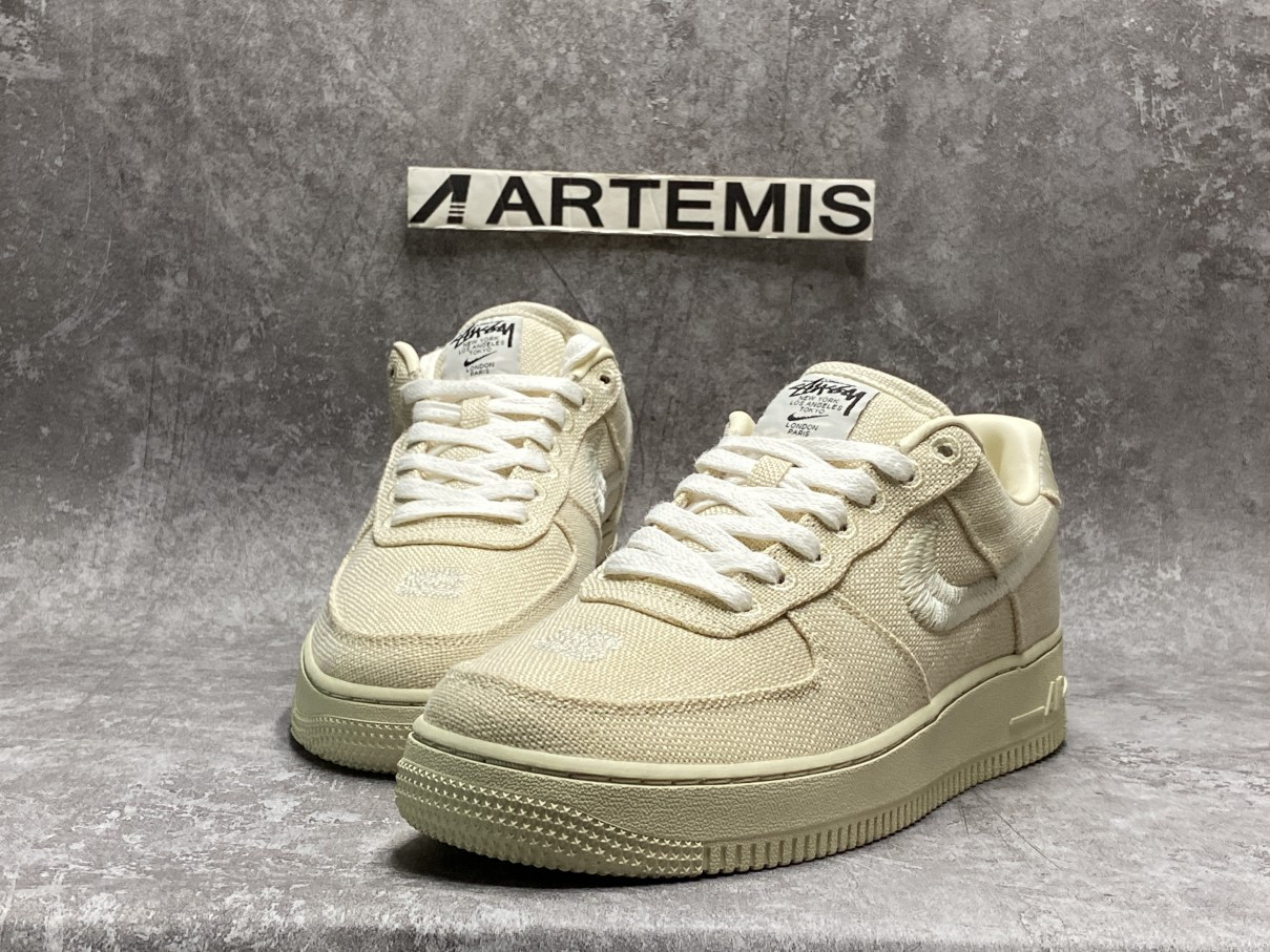 Nike Air Force 1 Low Stussy Fossil