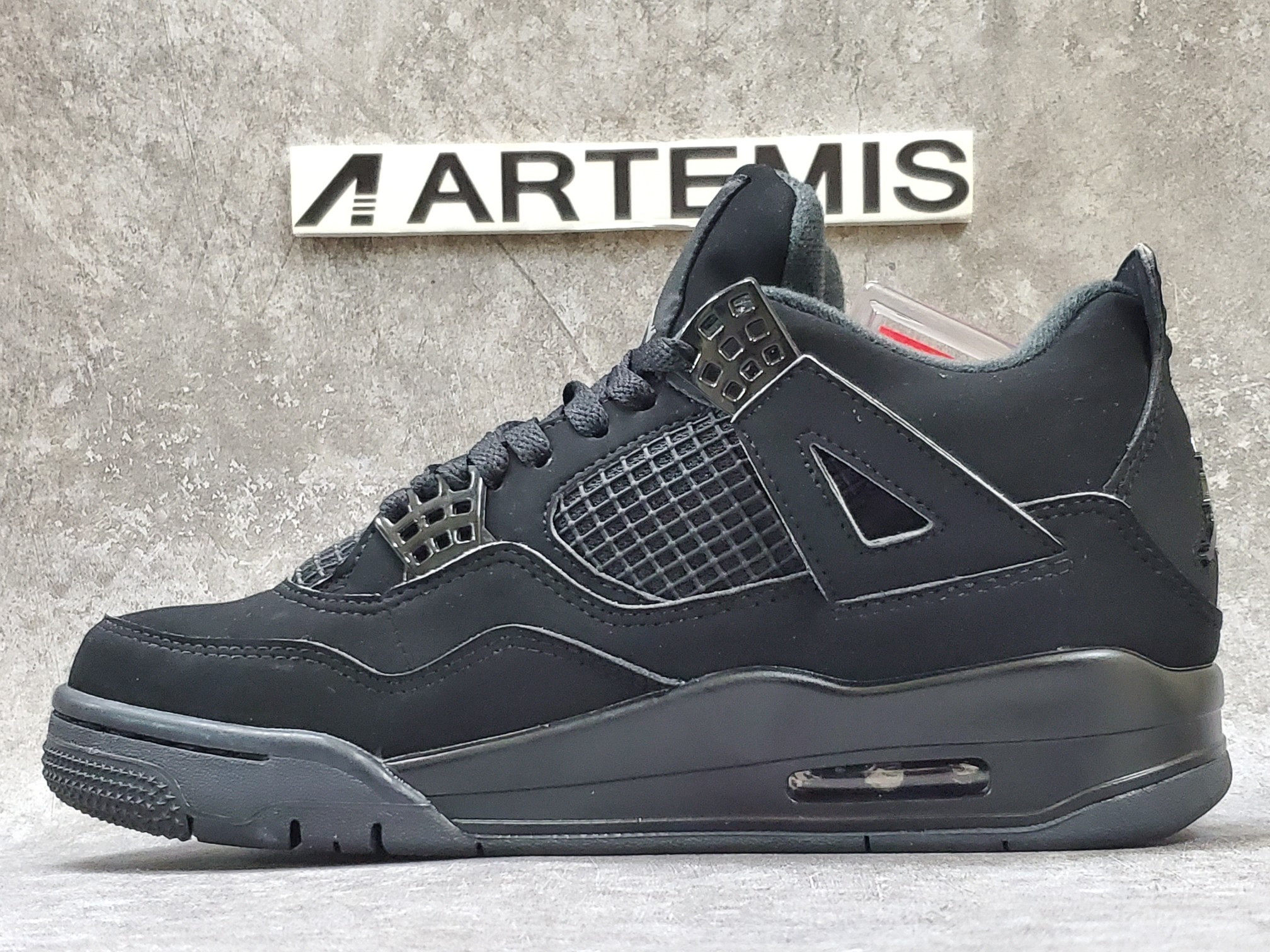 Air Jordan 4 Retro Black Cat (2020)