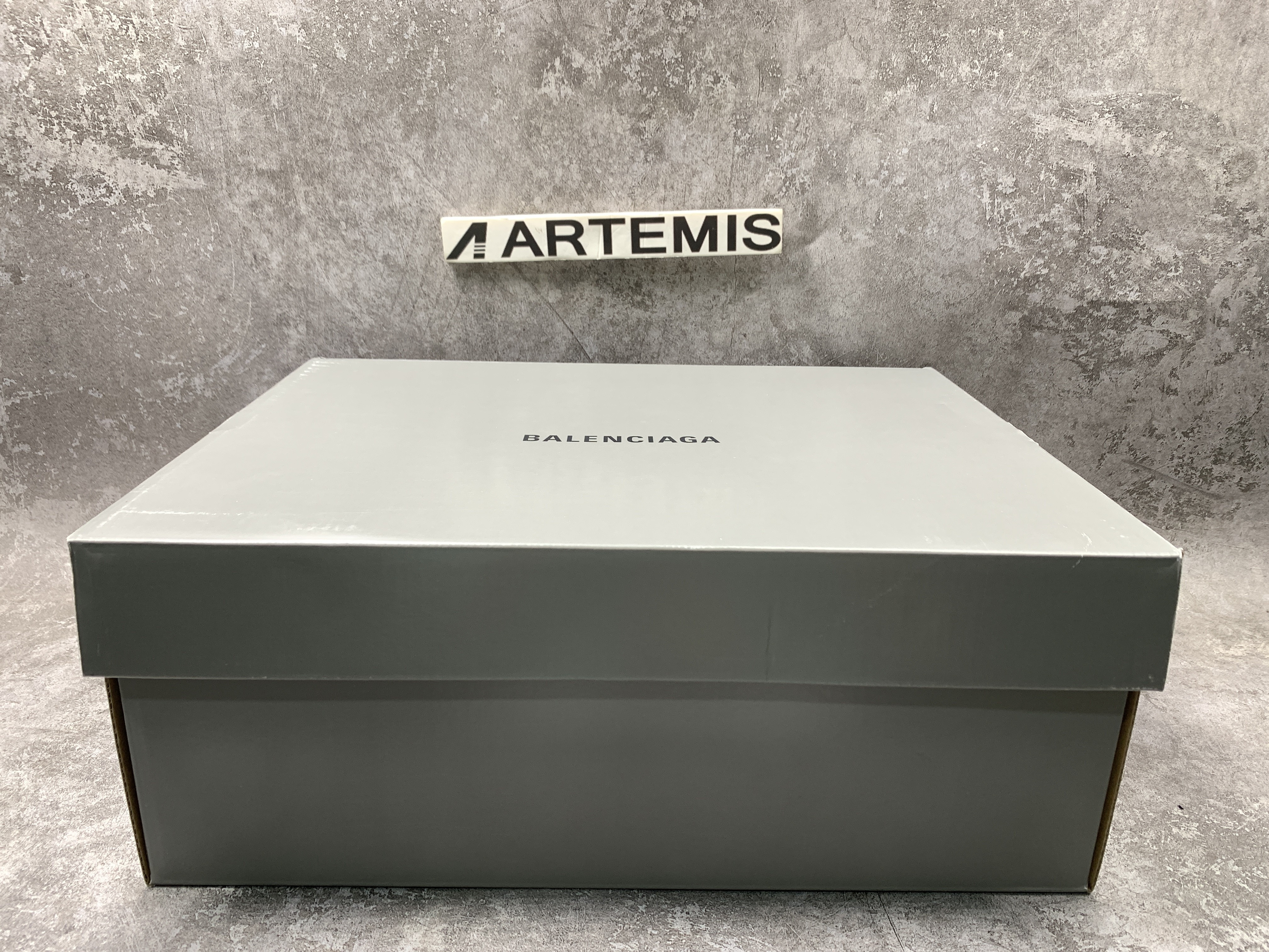 Balenciga Track Mule White Pink