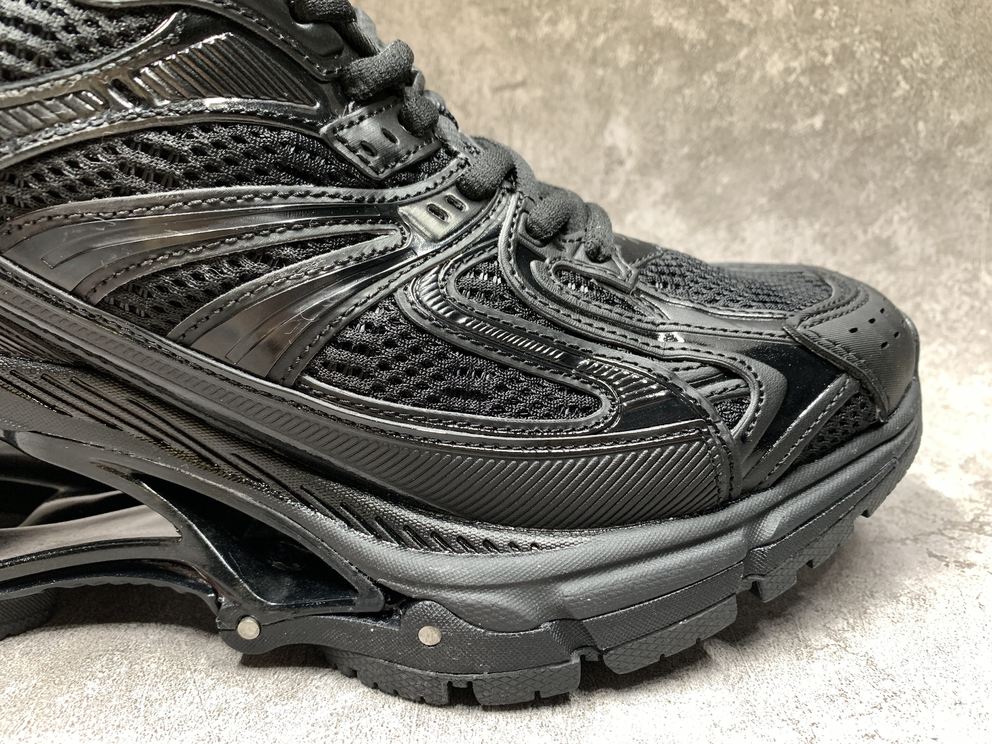 Balenciga X-Pander Black