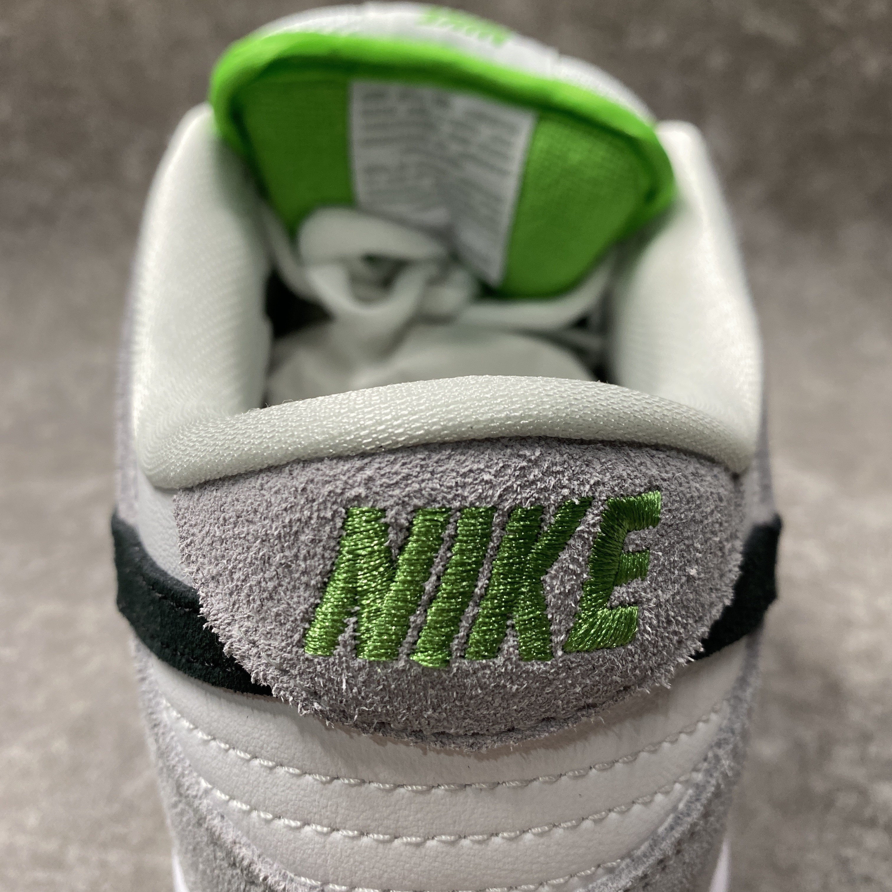 Nike SB Dunk Low Chlorophyll