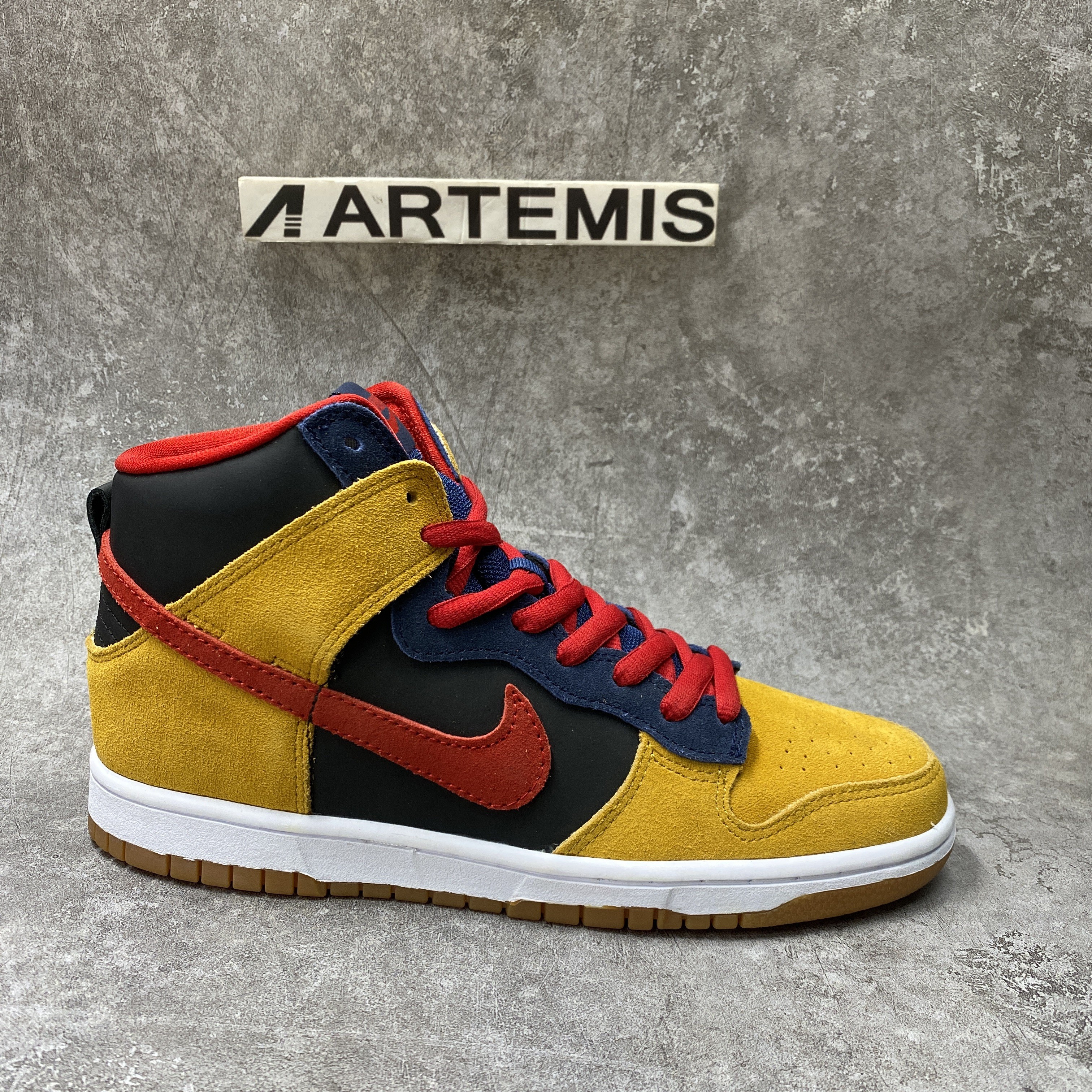 Nike Dunk SB High Reese Forbes