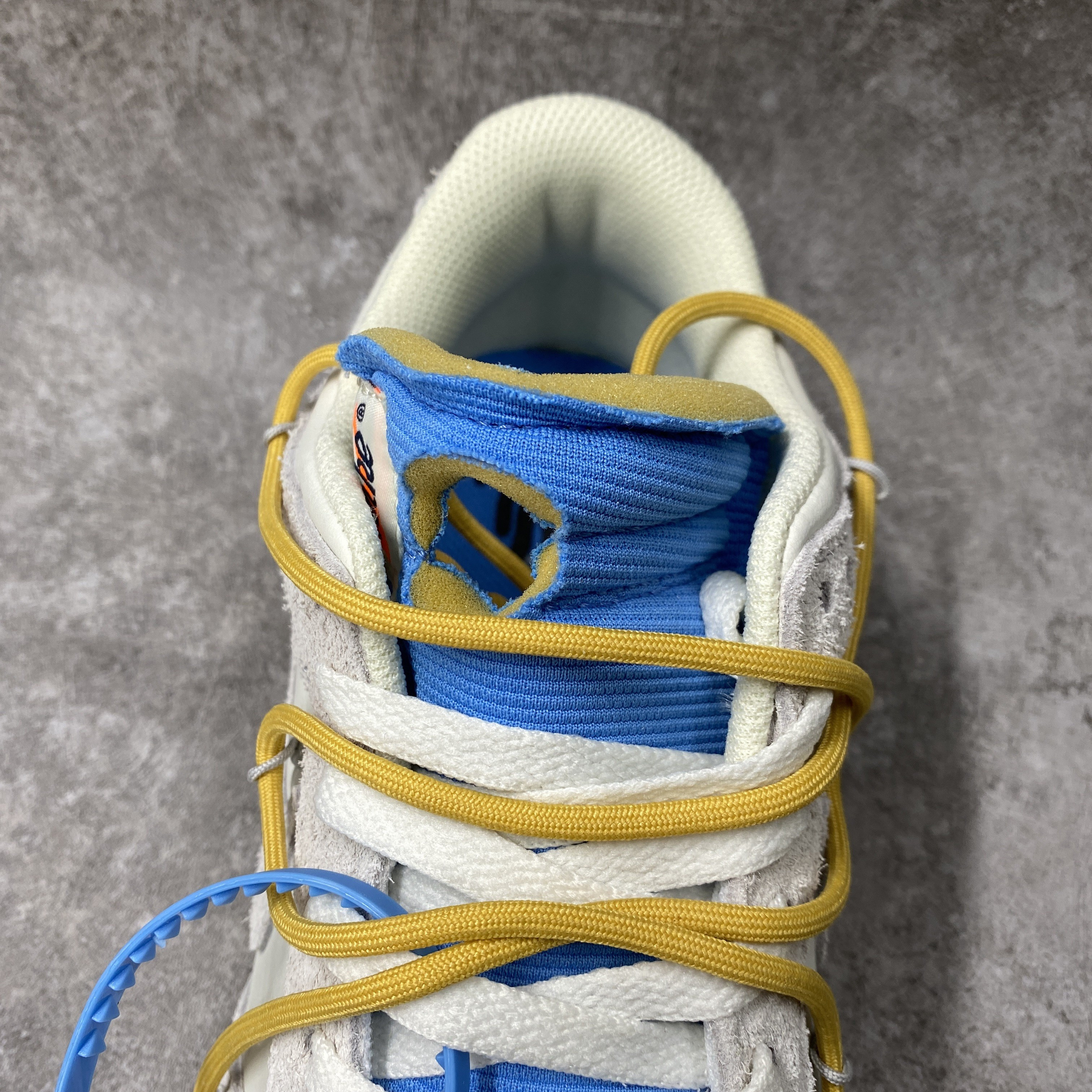 Nike Dunk Low Off-White Lot 34