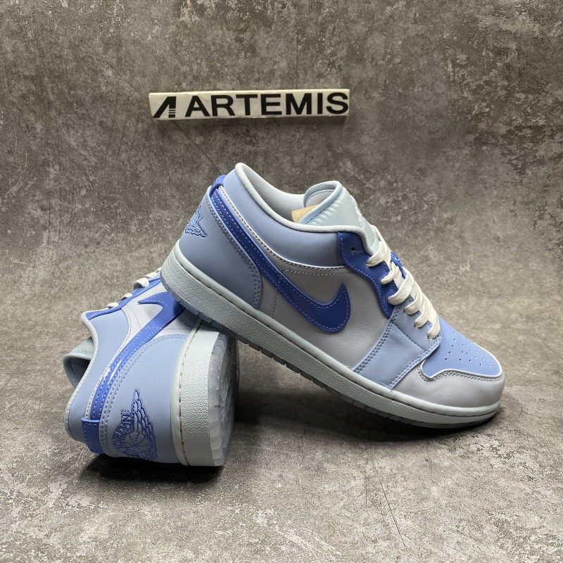 Air Jordan 1 Low SE Mighty Swooshers