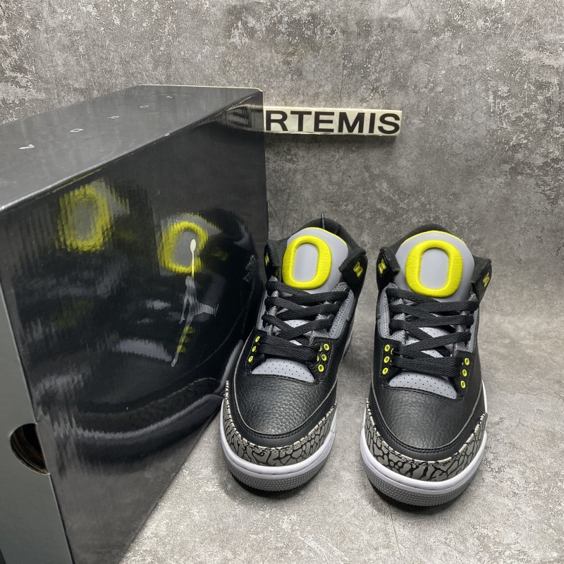 Air Jordan 3 Retro Oregon Ducks Pit Crew Black