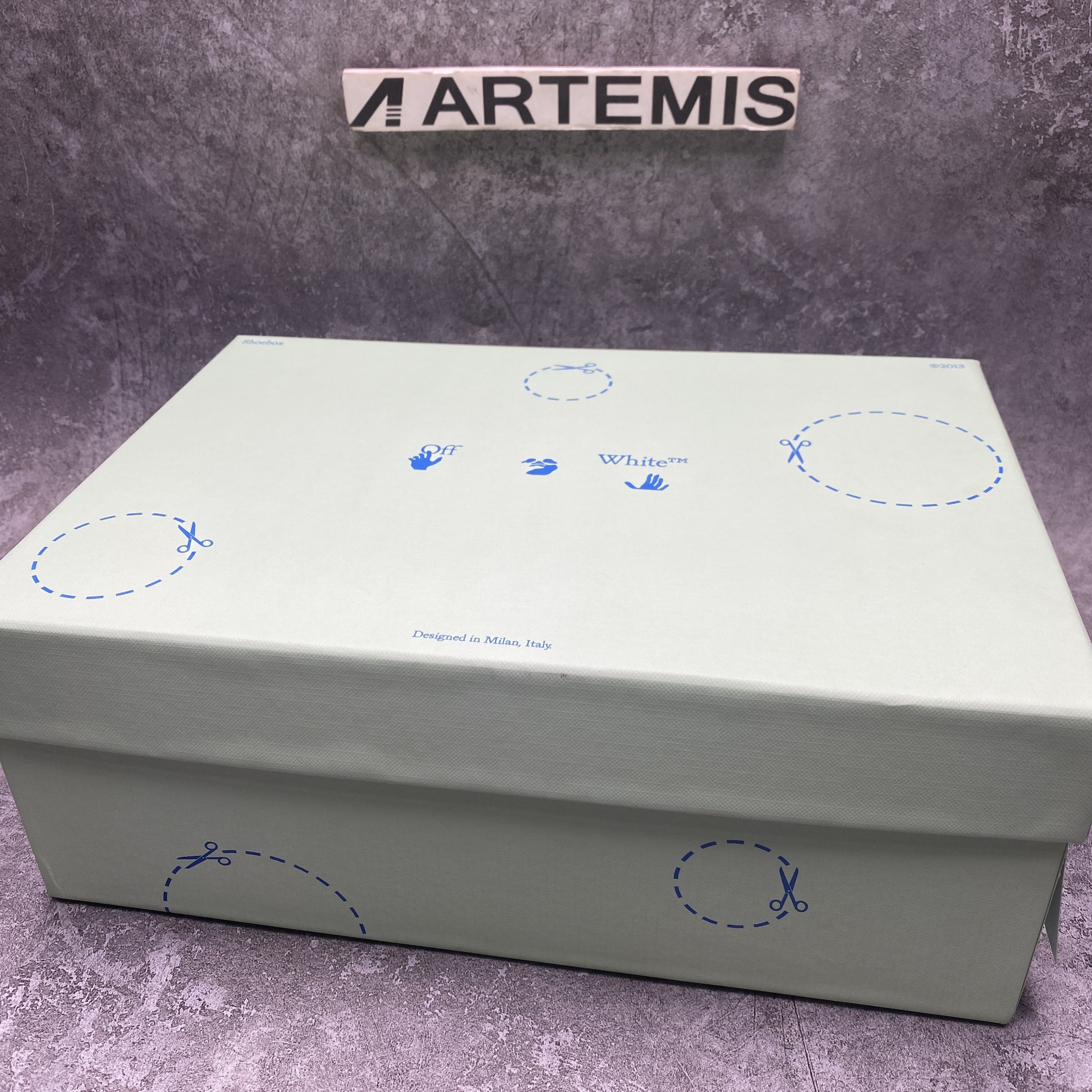 OFF-WHITE Out Of Office OOO Low Tops Blue White