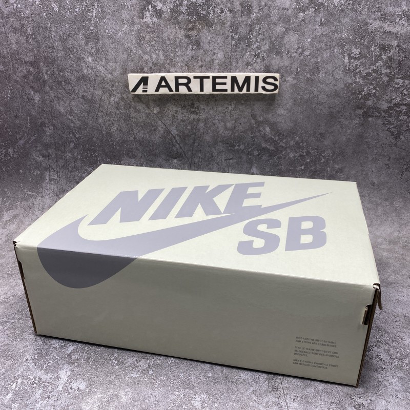 The Powerpuff Girls x Nike Dunk SB Low PINK