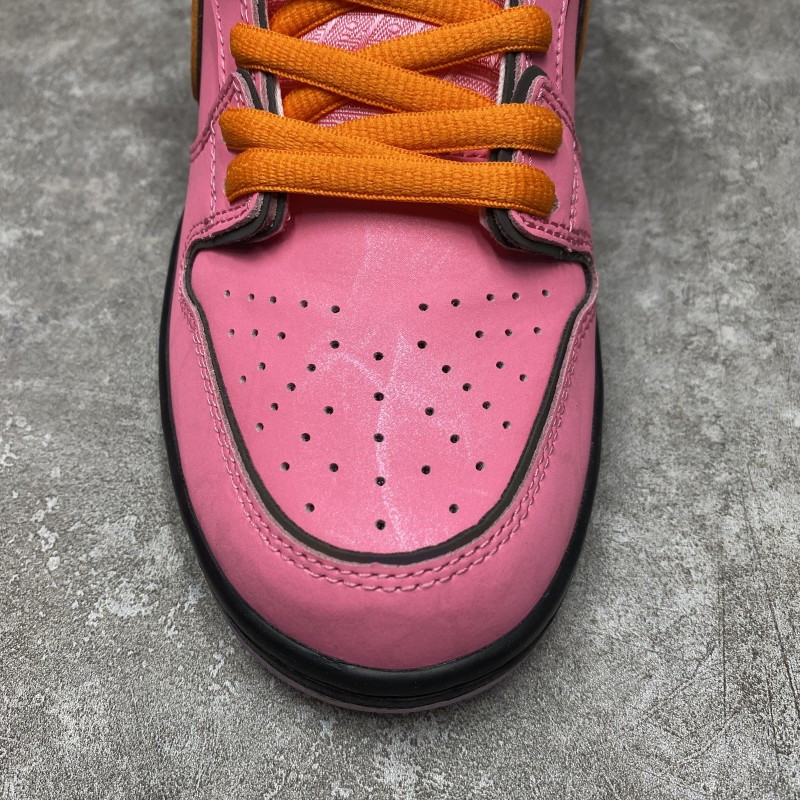 The Powerpuff Girls x Nike Dunk SB Low PINK
