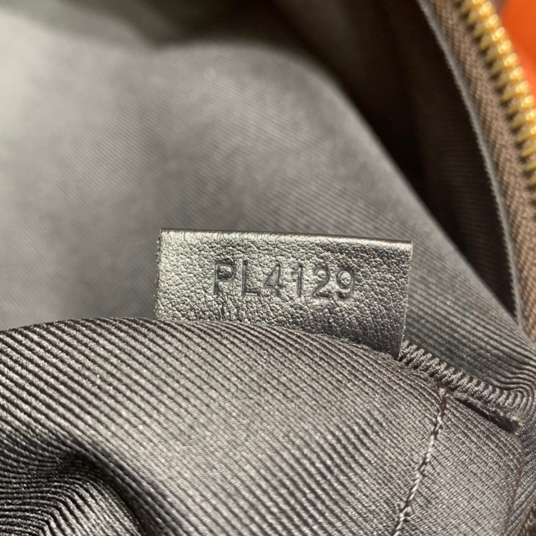 LV PALM SPRINGS MM M44874