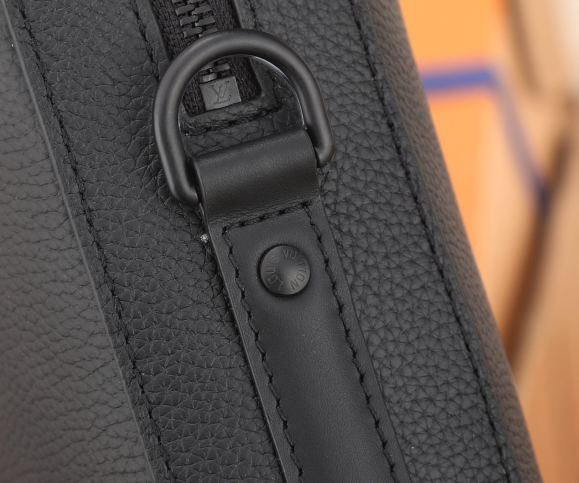 LV M23778 Pilot Briefcase 39 x 29 x 6 cm