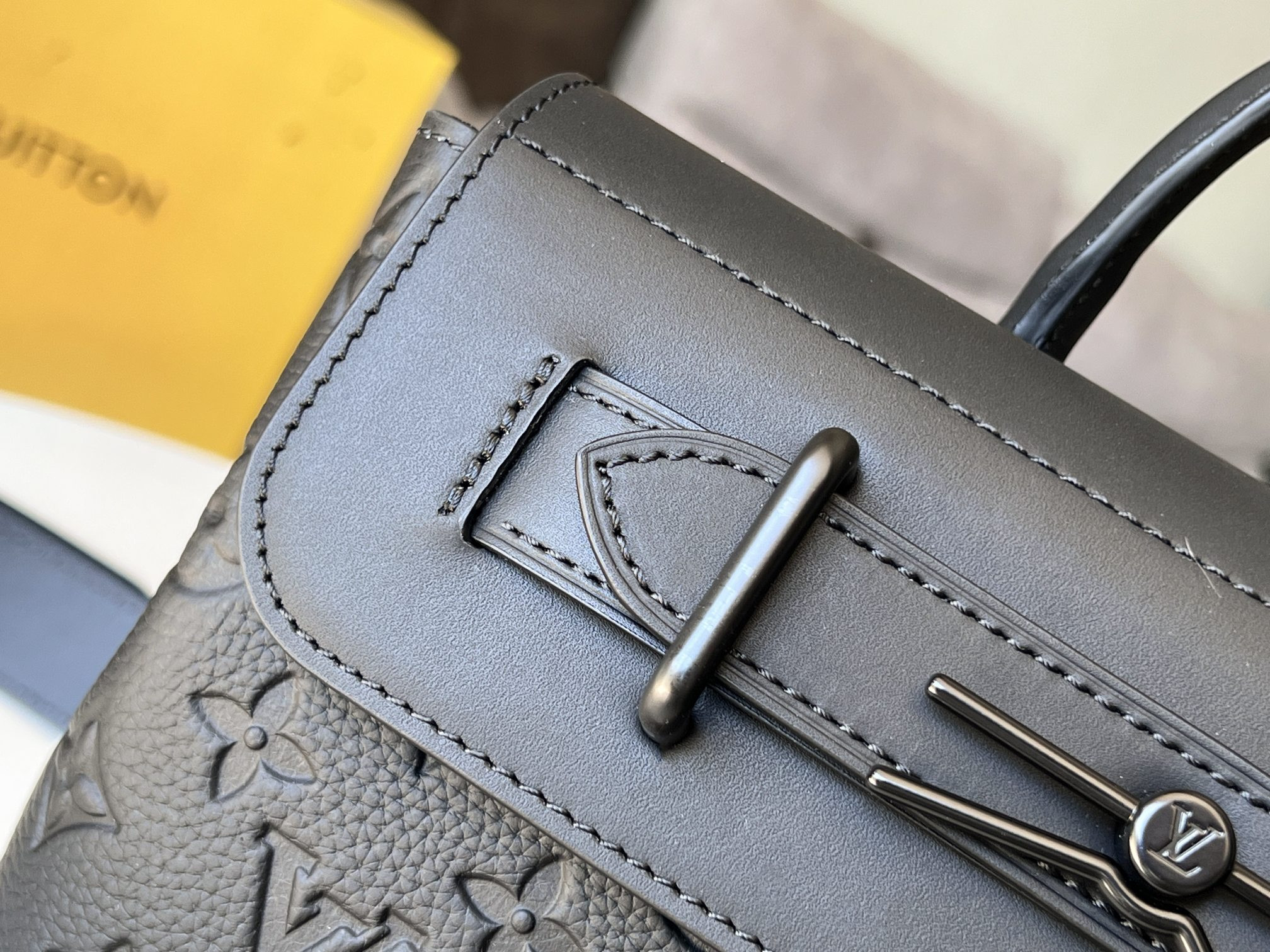 LV M24436 Steamer PM 25 x 19 x 8 CM