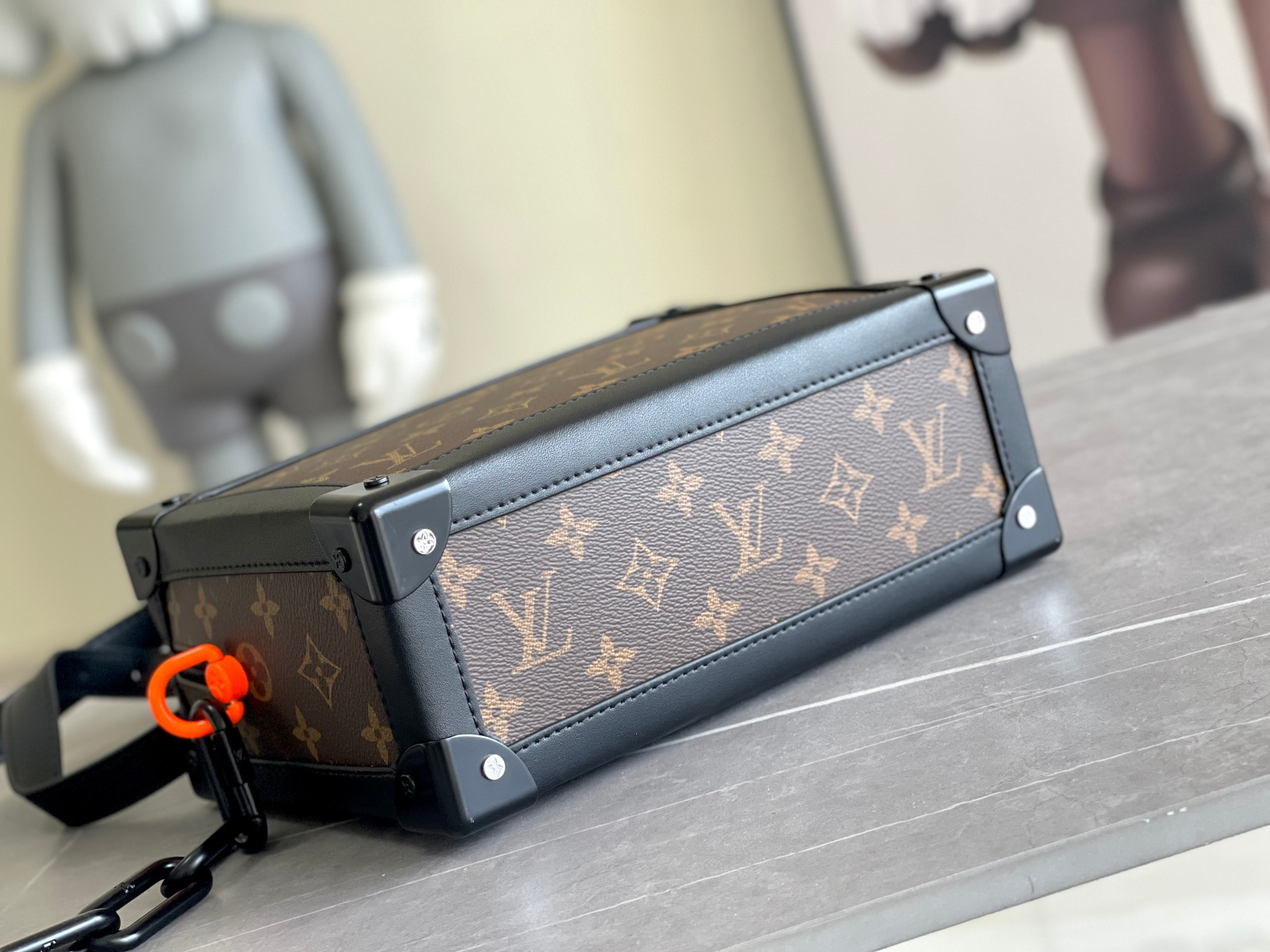 LV M44478 Soft Trunk Virgil Abhol 9.8 x 7.1 x 3.9 inches