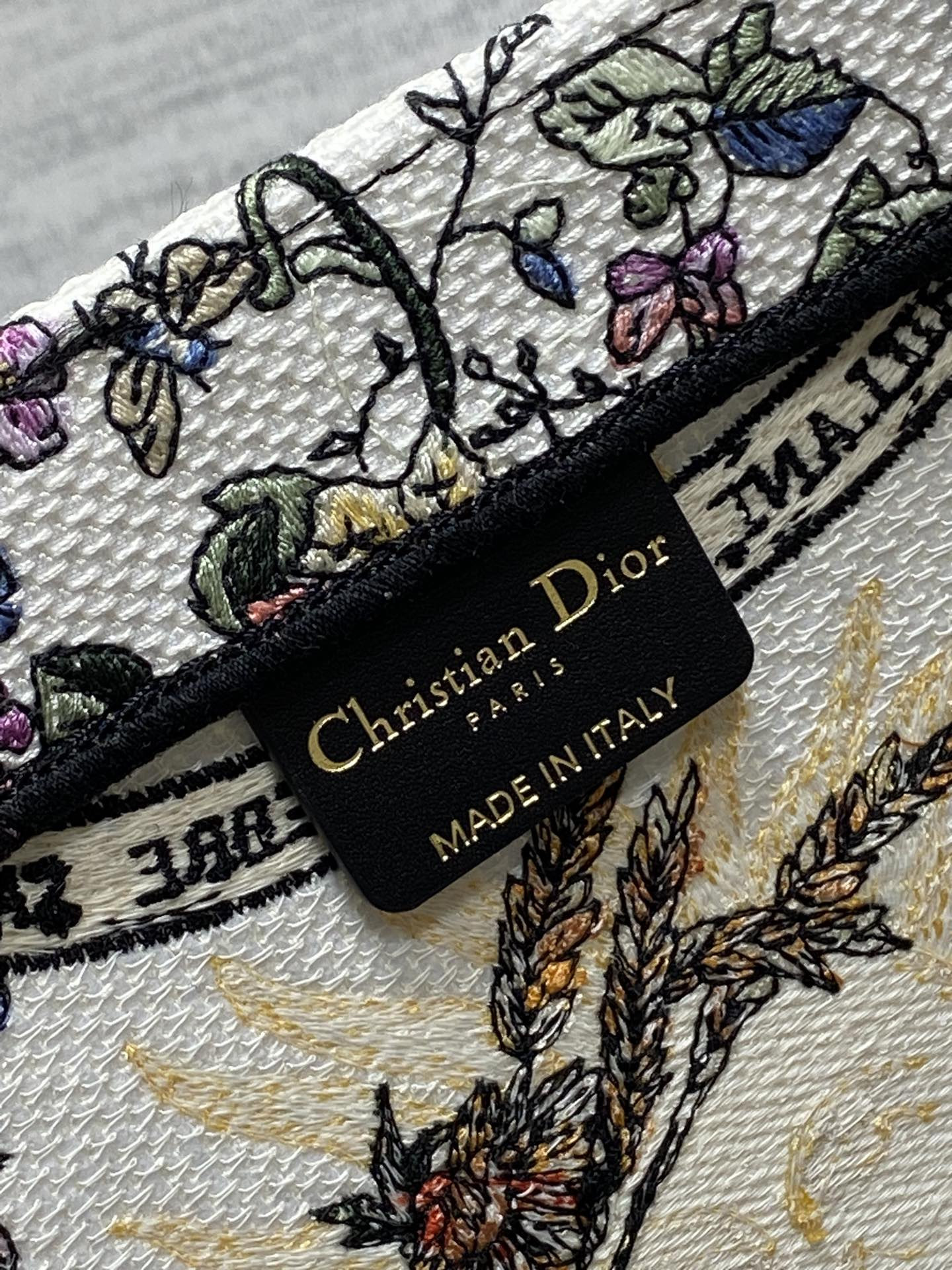 small D*or book tote  ecru multicolor D*or 4 saisons Été soleil embroidery 26x8x22cm