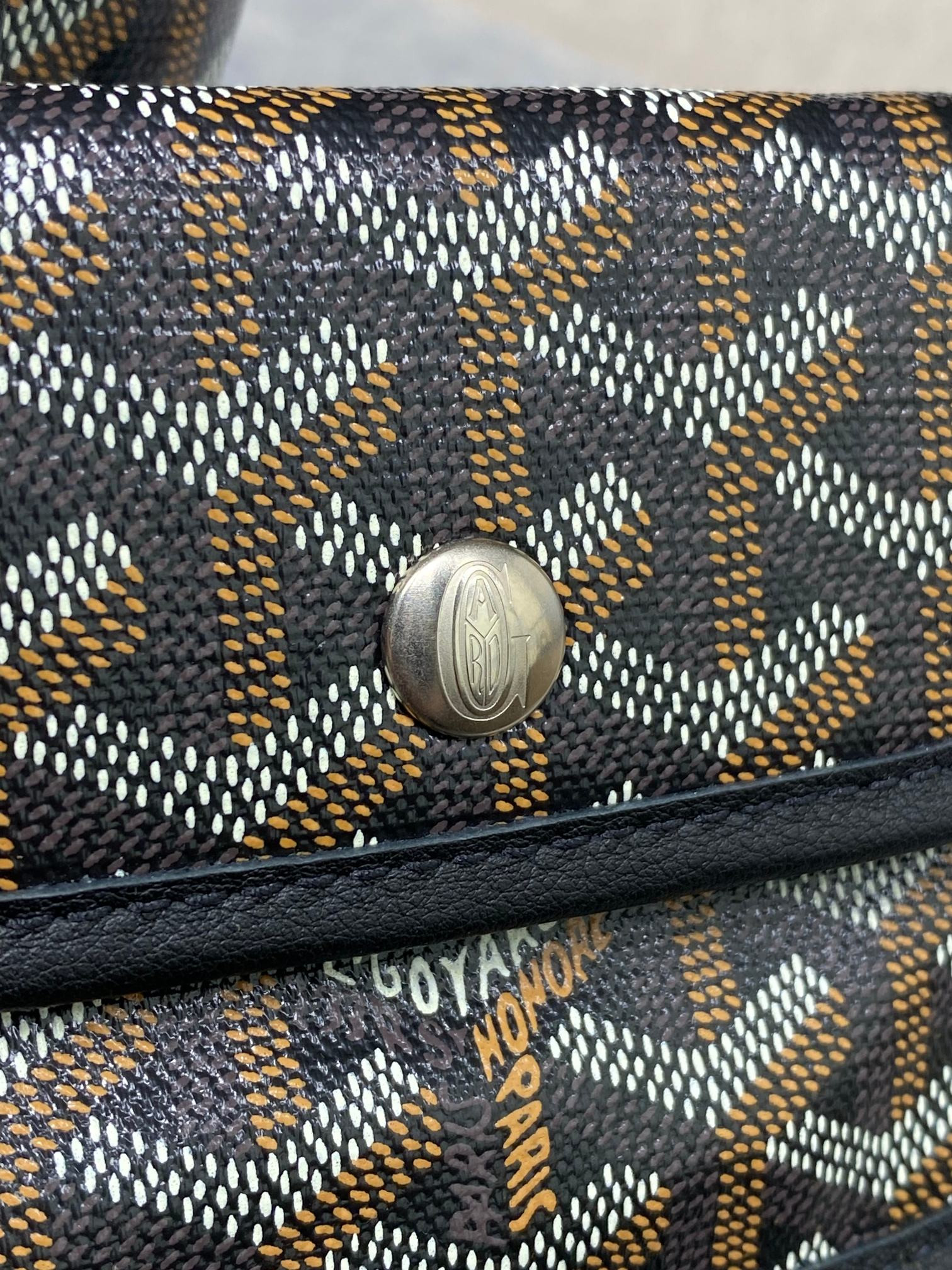 Go*ard anjou mini bag 20 cm x 10 cm x 20 cm