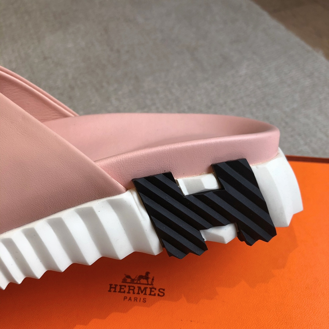 UA Hermès Infra sandal