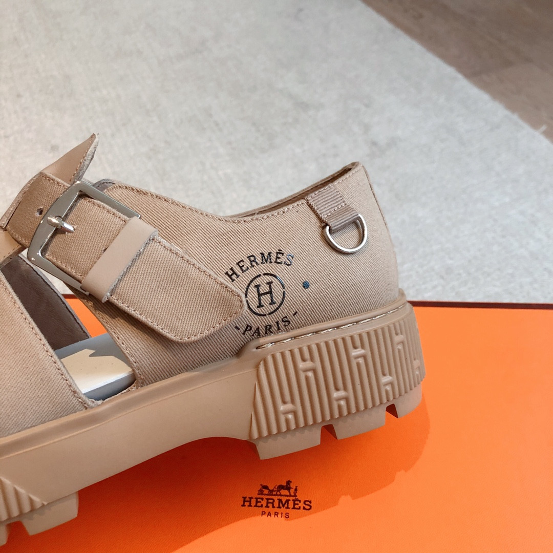 UA Hermès Item sandal