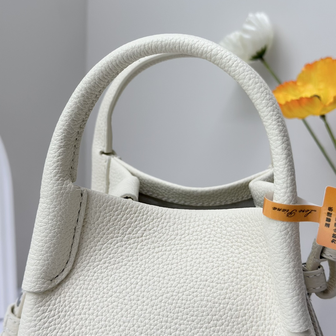 L**o p*ana micro bale bag grained calfskin 23 x 16 x 14 cm