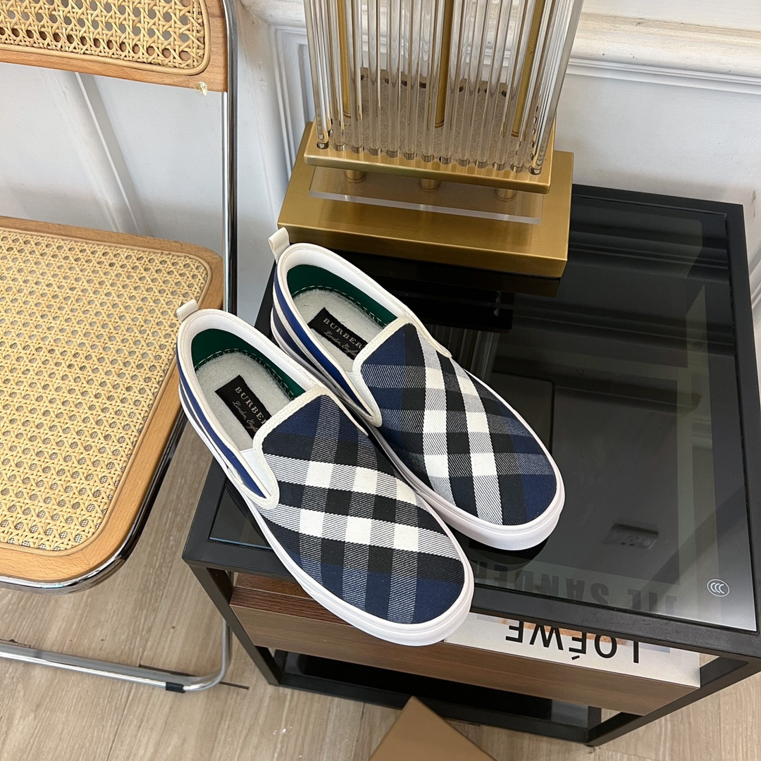 ua B**rry slip on sneakers