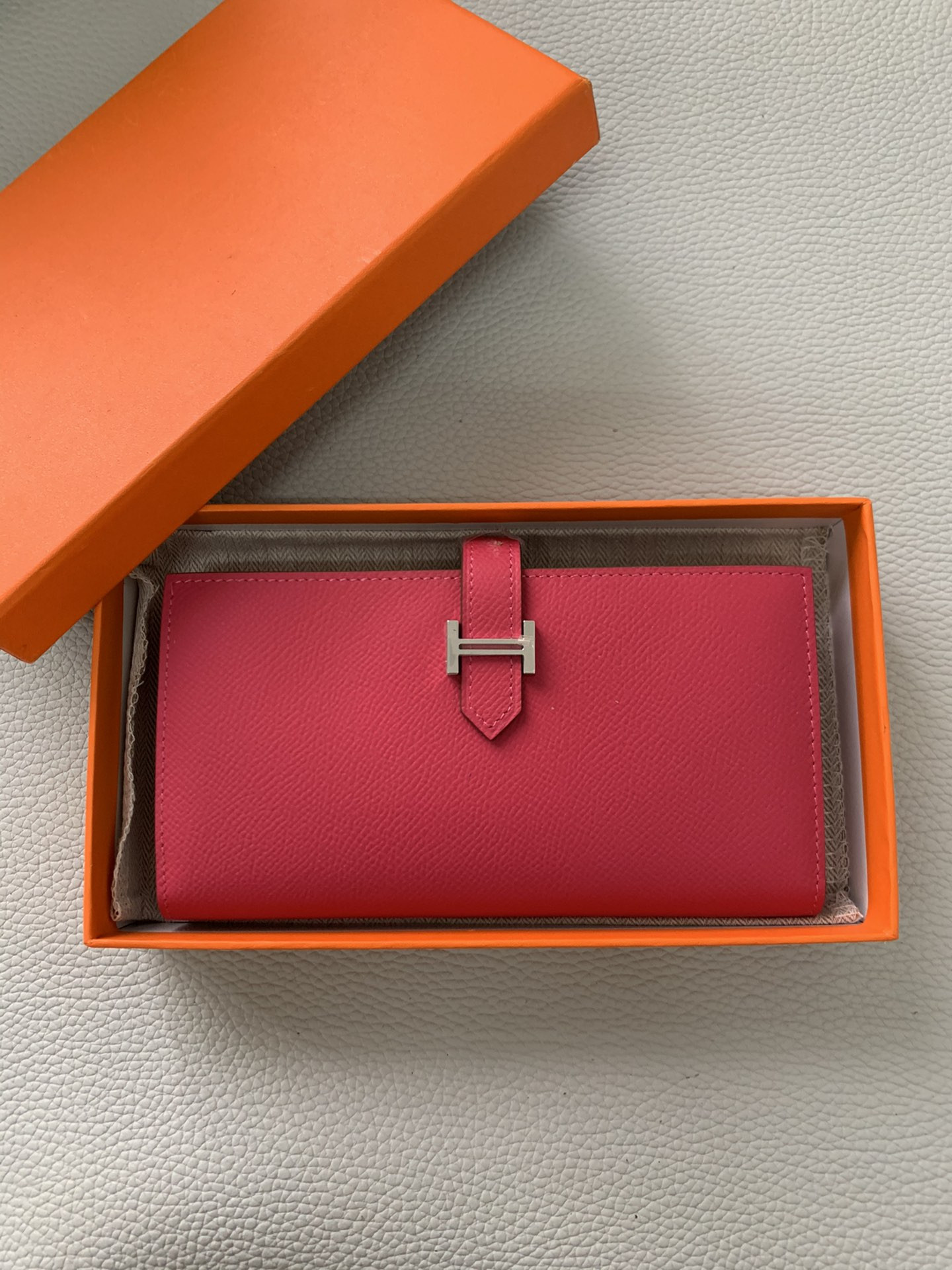 Hermès Long Wallet 17.5x9.5CM