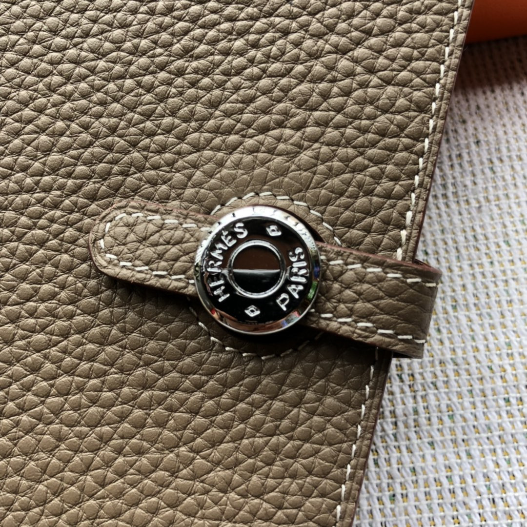 Hermès Dogon Duo Wallet