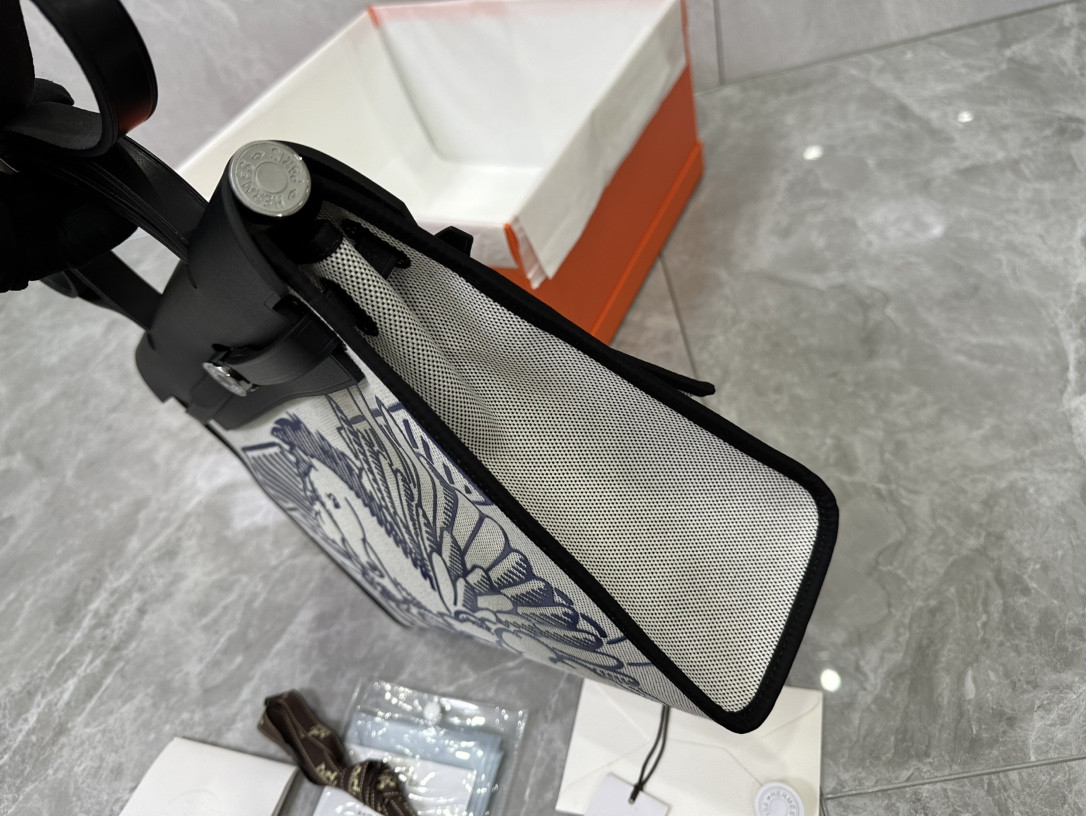 H**mes herbag 25x31x10cm