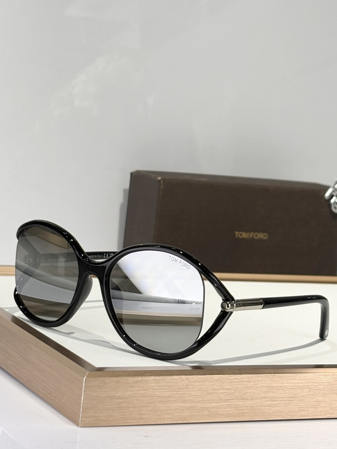 Tom Ford Glasses MELODY FT1090 59-18-120