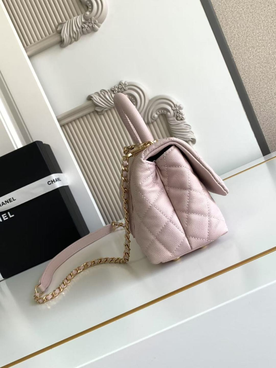 Ch*el mini flap bag with top handle grained calfskin & gold-tone metal as2215 13x19x9cm