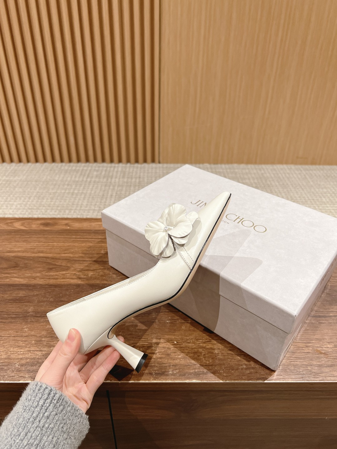 ua Ji*y Ch* rosalia flowers pumps 6.5cm